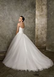 Свадебное платье новое (цена снижена)